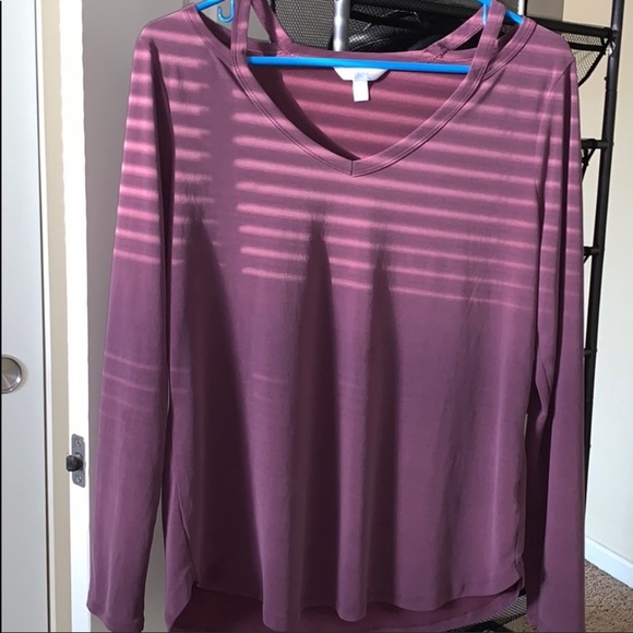 Time and Tru Tops - Women’s long sleeve blouse